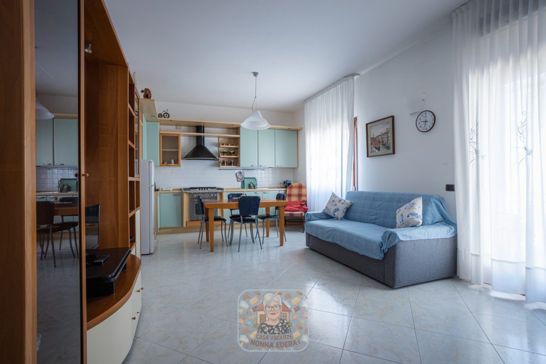 Sala e cucina – Casa Vacanze Nonna Edera – Sottomarina di Chioggia